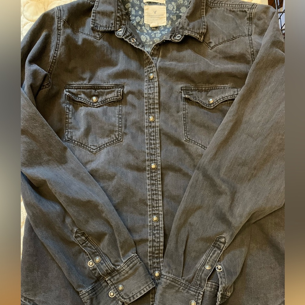 American Eagle Lightweight Black Wash Jean Jacket L